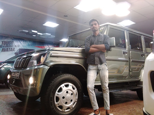 Sona wheels Pvt Ltd - mahindra Automotive | Show Room