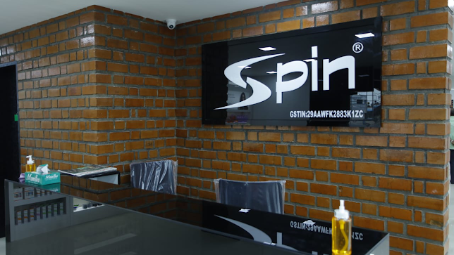 Spin salon Logo