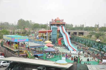 Splash Water Park Alipur Water Park 03