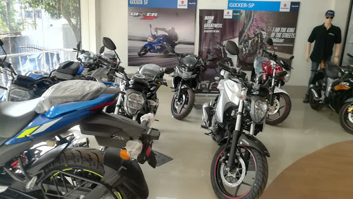 SRI SUZUKI Automotive | Show Room