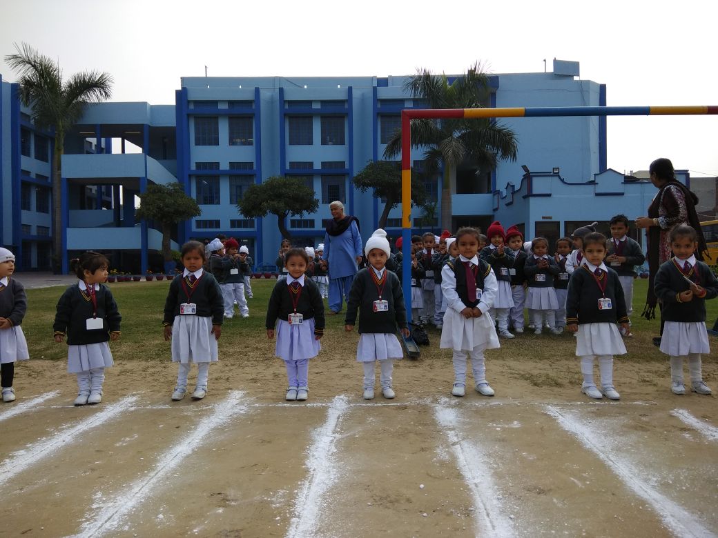 St. Farid Public School Education | Schools
