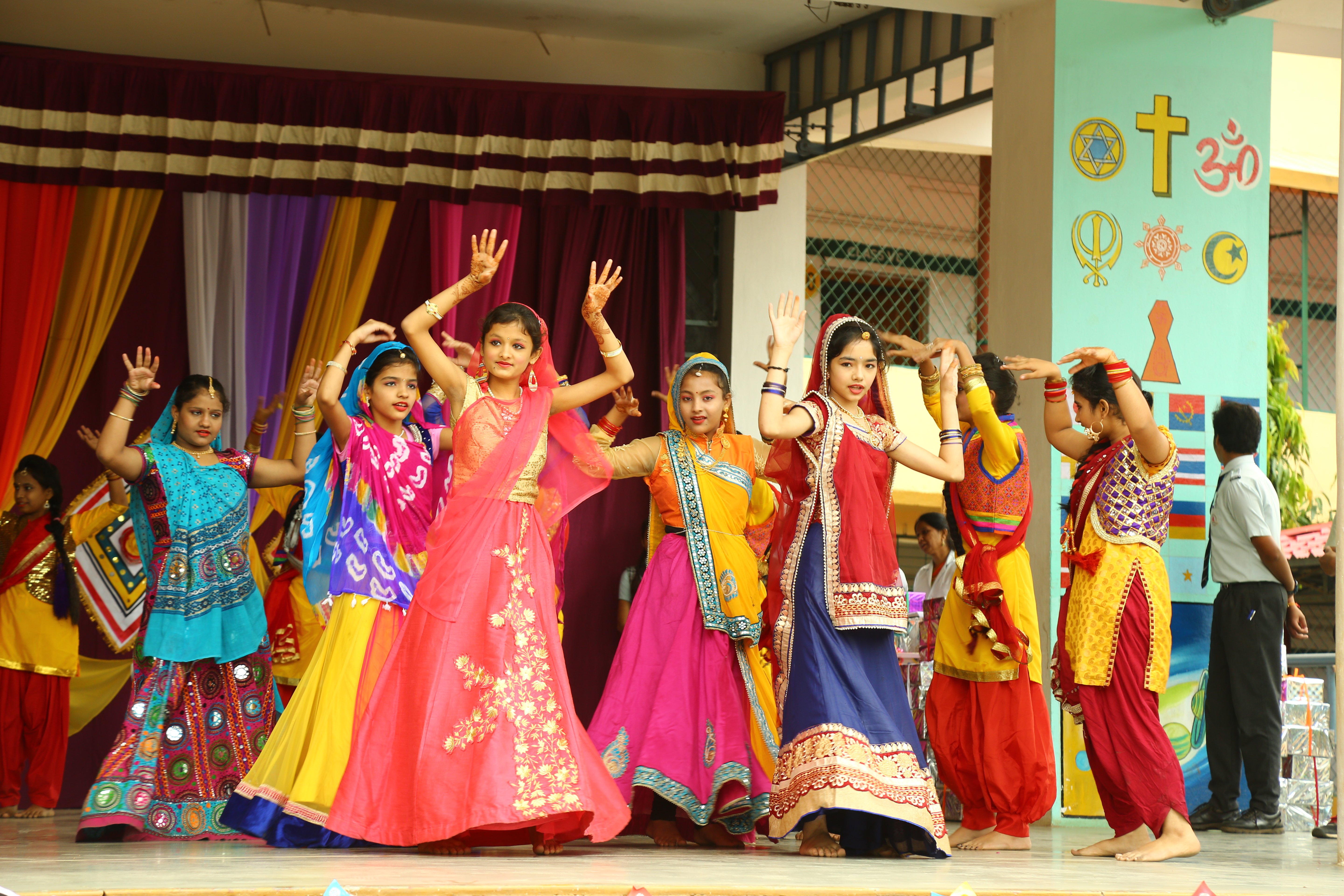 St. Marys School Harda Education | Schools