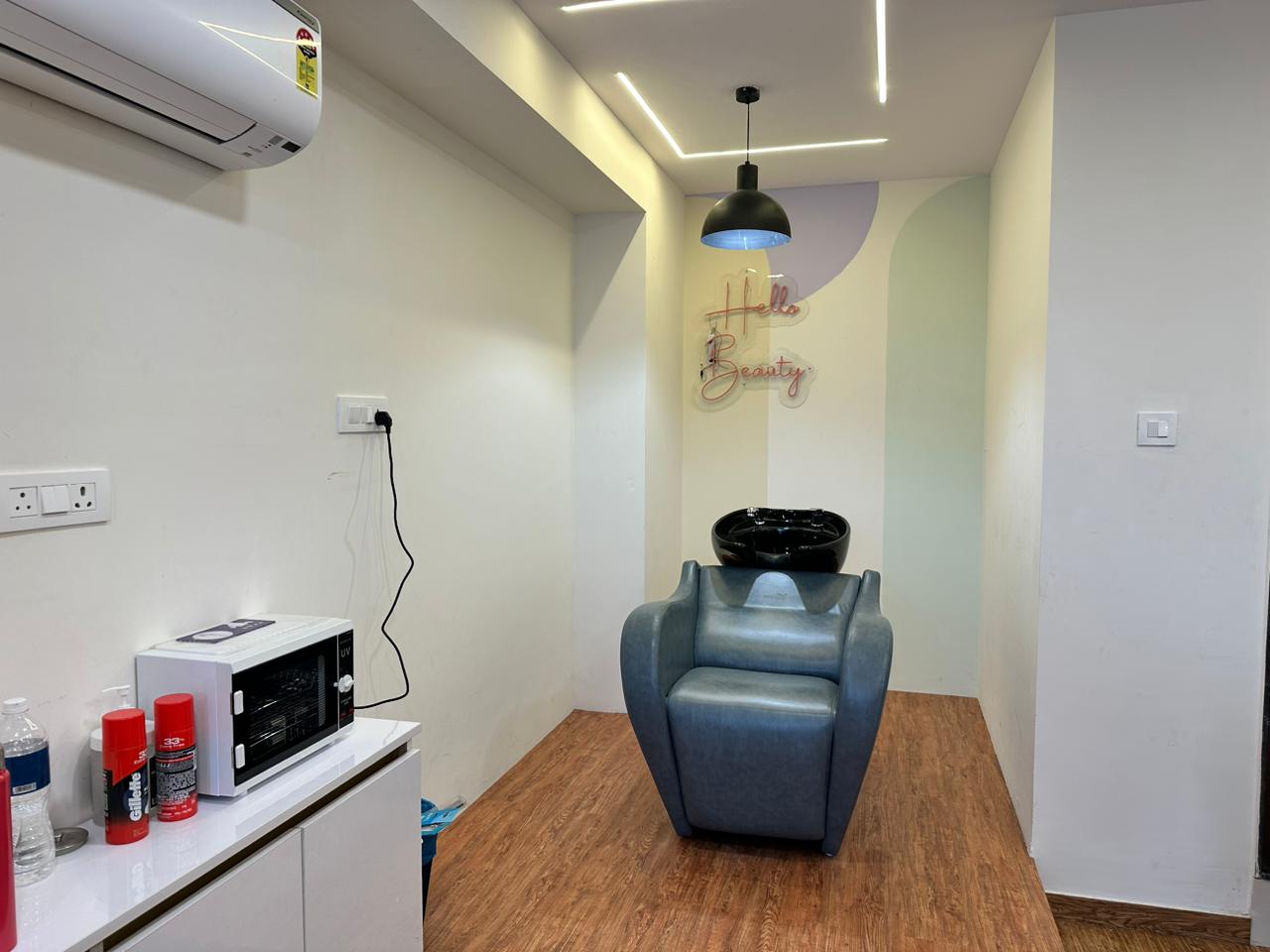 STUDIO 11 Family Unisex Salon & spa Ravet Active Life | Salon