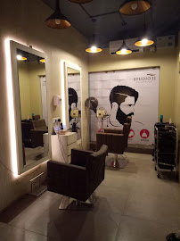 STUDIO11 Salon & Spa Active Life | Salon