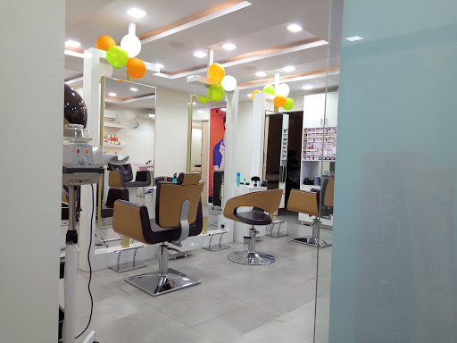 HERBAL HUT Spa & Salon in Sakchi,Jamshedpur - Best Beauty