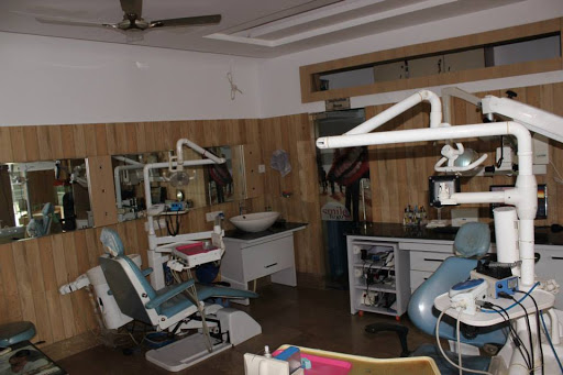 Sunny Smiles Dental Clinic Medical Services | Dentists