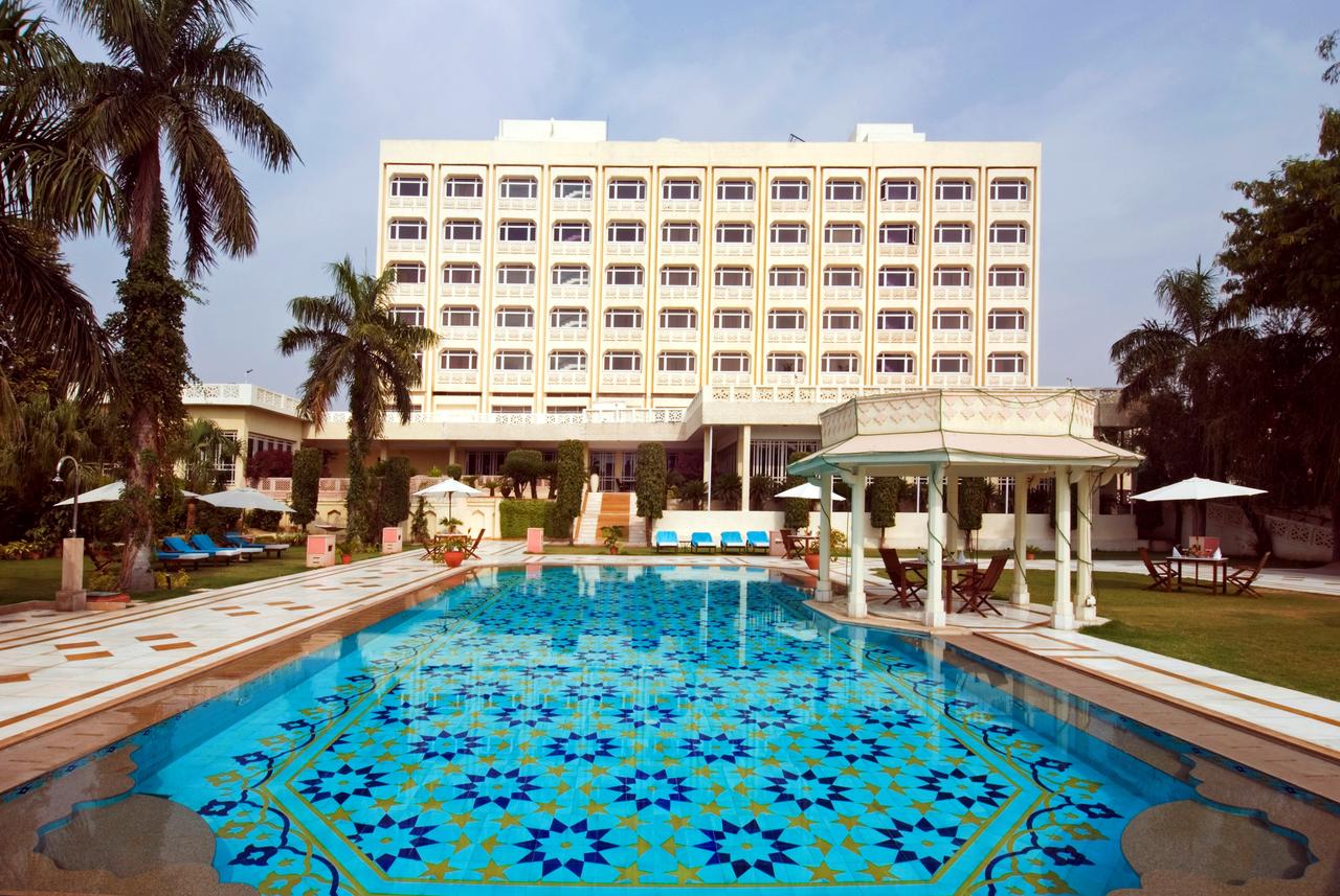 Tajview In Agra Best Hotel In Agra Joon Square