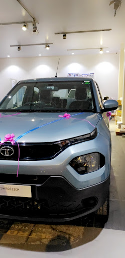 Tata Motors Cars Showroom - Arya Motors Automotive | Show Room