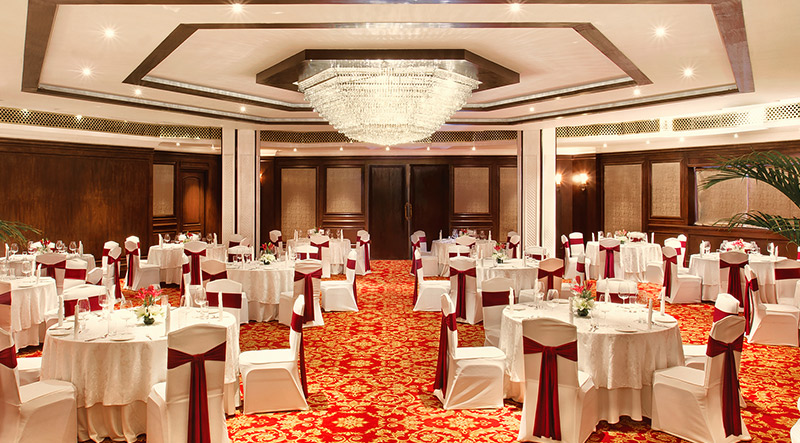 The Claridges - New Delhi Connaught Place Hotel 005