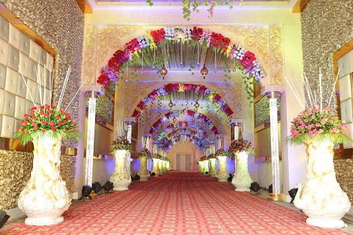 THE GRAND UMRAO BANQUETS & LAWNS Event Services | Banquet Halls