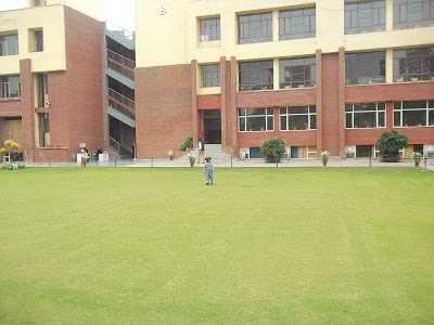 The Khaitan School Noida Schools 003