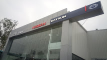 TITAN NISSAN Automotive | Show Room