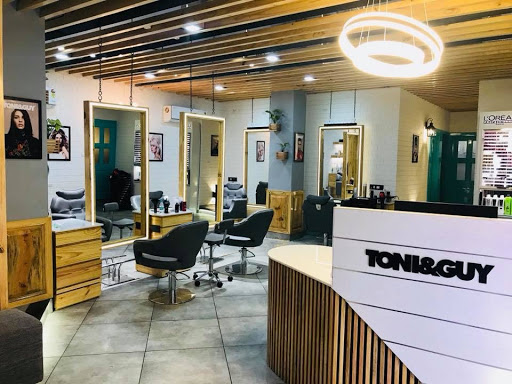 Toni&Guy Active Life | Salon