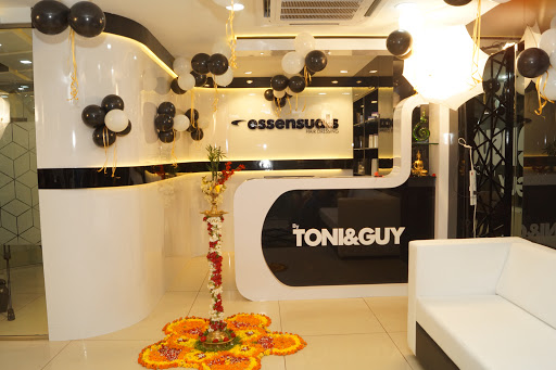 TONI&GUY ESSENSUALS Active Life | Salon