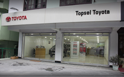 TOPSEL TOYOTA Automotive | Show Room