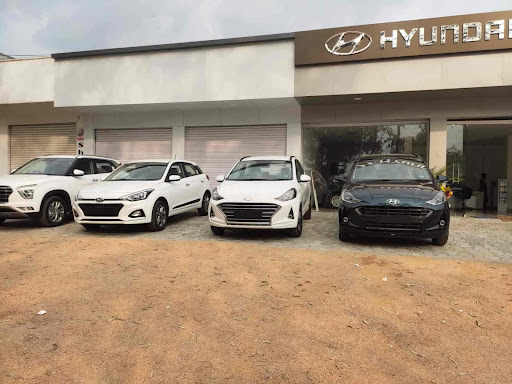 Trend Hyundai Automotive | Show Room