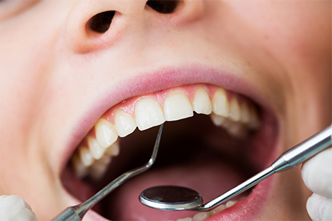 Trimurti dental care - Logo