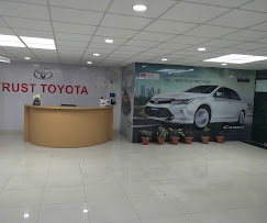 TRUST TOYOTA Automotive | Show Room