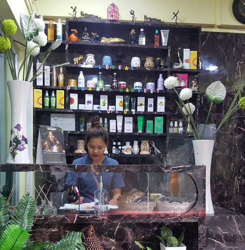 U4YA Unisex Salon & Spa Active Life | Salon