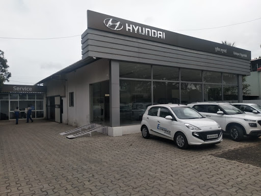 Unique Hyundai Automotive | Show Room