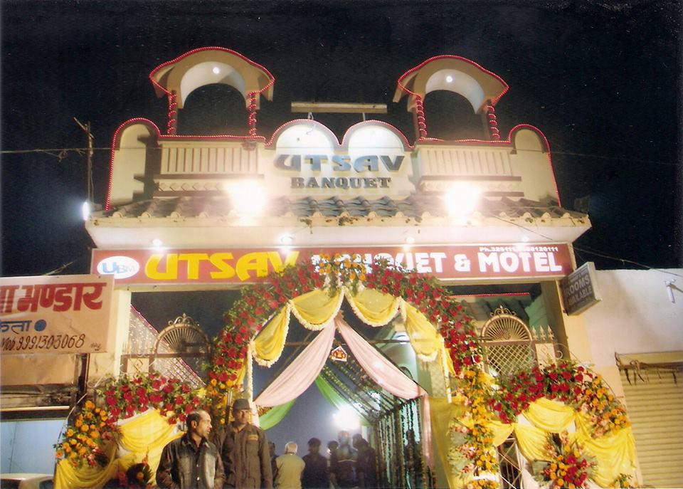 Utsav Banquet and Motel Logo