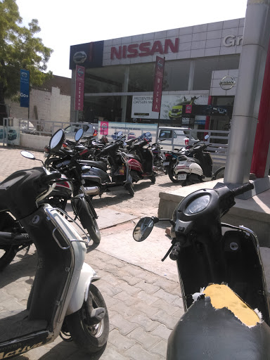 UTSAV NISSAN Automotive | Show Room