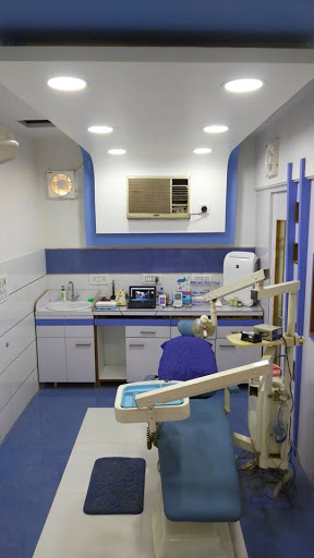 V.P. Dental Implant Centre Medical Services | Dentists