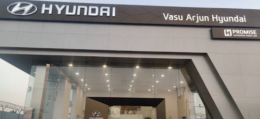 Vasu Arjun Hyundai Automotive | Show Room