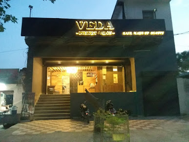 Veda Luxury Saloon - Logo