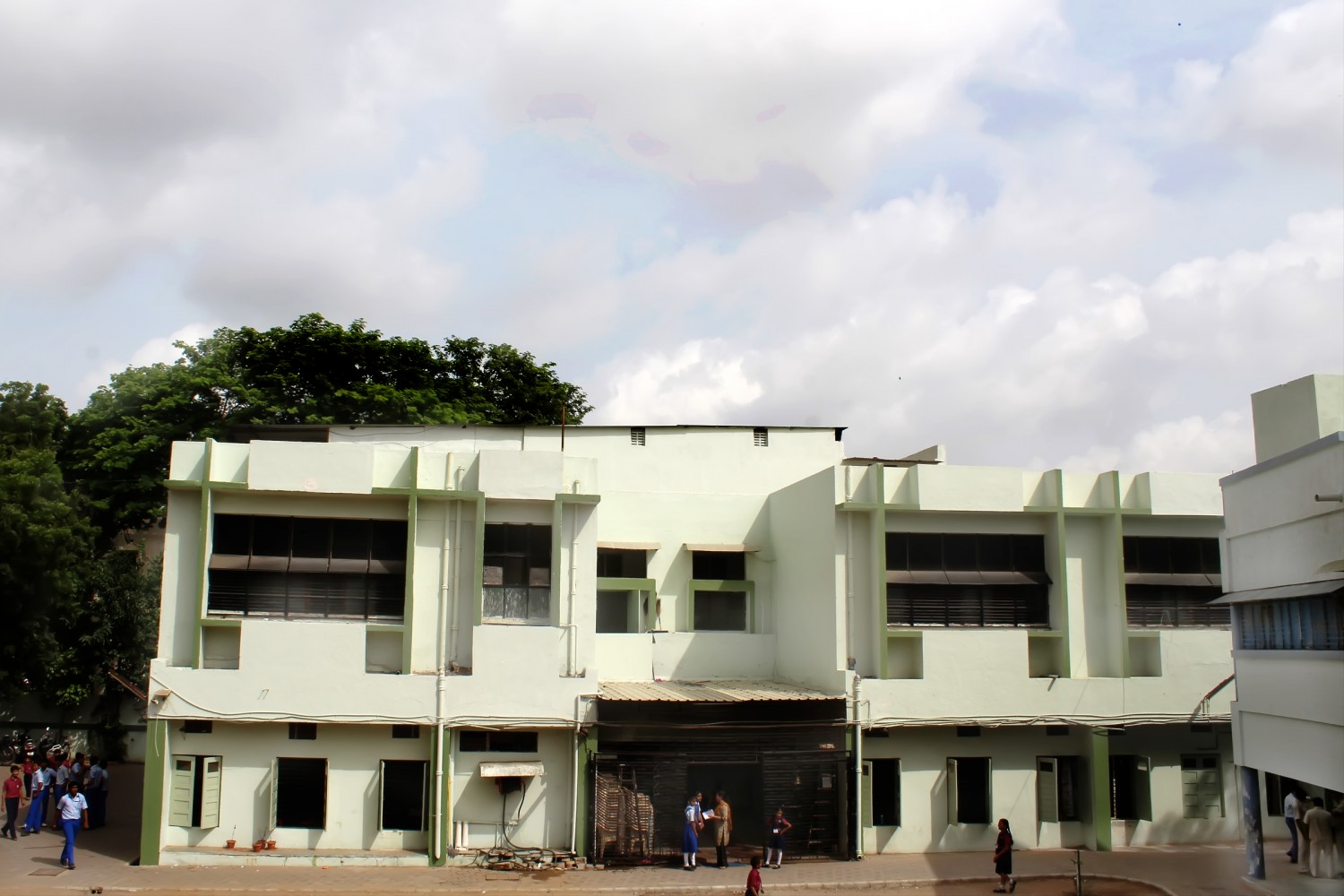 Vijay Nagar School Education | Schools