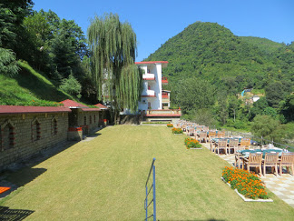 VISCO RESORTS|Hotel|Accomodation