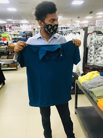 Vishal Mega Mart DELHI-21-MUNDKA Shopping | Supermarket
