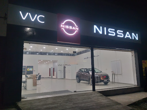 VVC NISSAN - SERVICE Automotive | Show Room