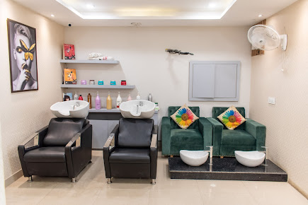 Waseem Unisex Salon Jalandhar - Salon in Jalandhar | Joon Square