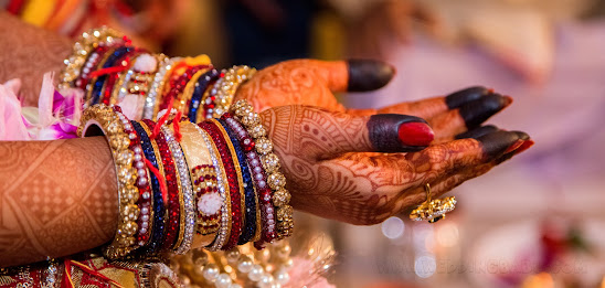 WEDDING BABU Event Services | Photographer