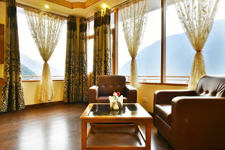 Whistling Pines Resorts Accomodation | Resort