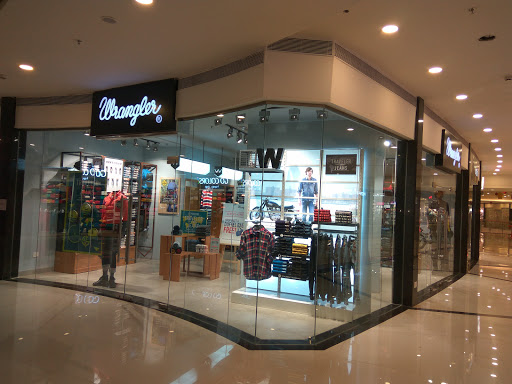Wrangler Store Shopping | Store